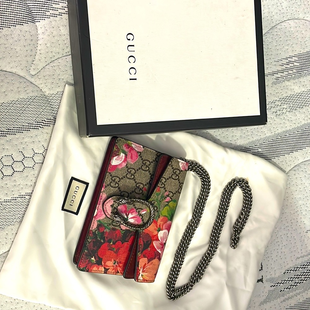 Authentic Gucci Crossbody Clutch
